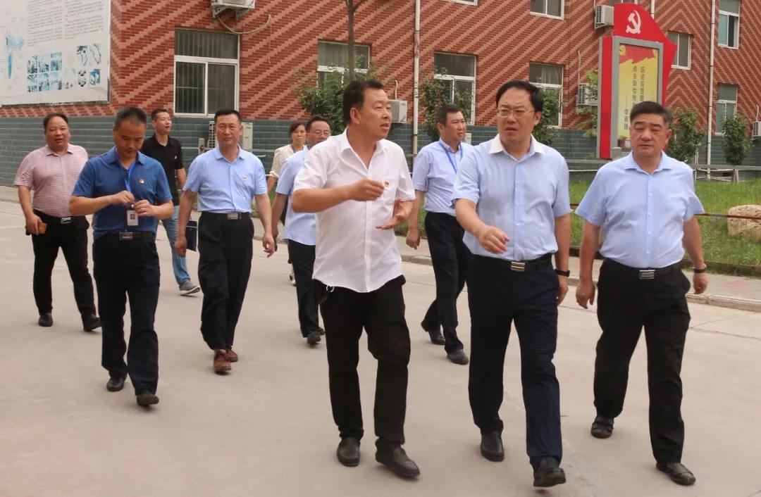 【簡(jiǎn)訊】三門(mén)峽市副市長(cháng)孫繼偉一行蒞臨三味奇公司檢查指導工作